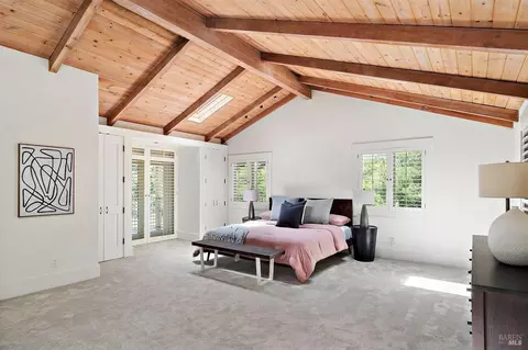 Bedroom - 21925 Hyde Rd, Sonoma, CA 95476 photo 6 of 8