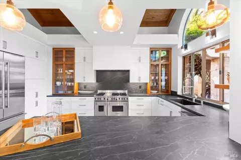 Kitchen - 21925 Hyde Rd, Sonoma, CA 95476 photo 3 of 5