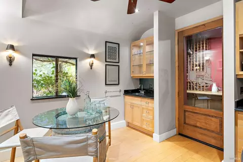 Dining - 21925 Hyde Rd, Sonoma, CA 95476 photo 4 of 4