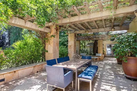 Exterior - 21925 Hyde Rd, Sonoma, CA 95476 photo 8 of 28