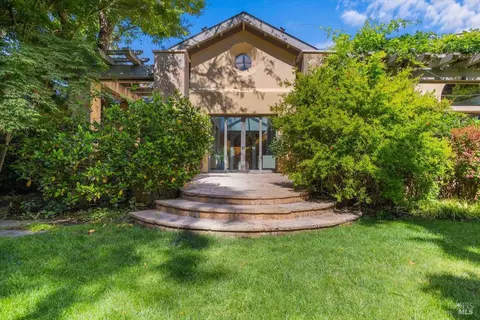 Exterior - 21925 Hyde Rd, Sonoma, CA 95476 photo 2 of 28