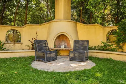 Exterior - 21925 Hyde Rd, Sonoma, CA 95476 photo 14 of 28
