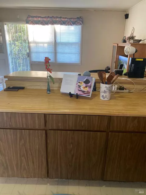 Kitchen - 2289 Sacramento St, Vallejo, CA 94590 photo 1 of 2
