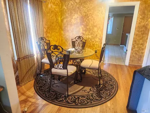 Dining - 715 Grant St, Vallejo, CA 94590 photo 1 of 1