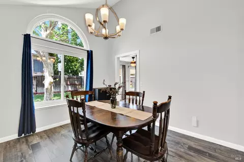 Dining - 403 Eagle Ln, Vacaville, CA 95687 photo 1 of 3
