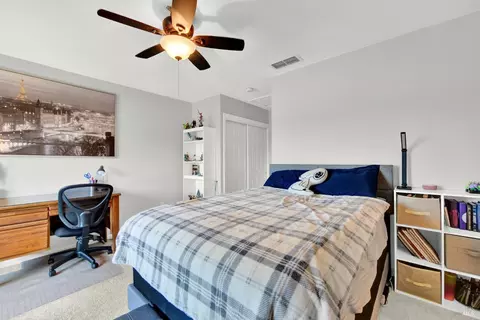 Bedroom - 403 Eagle Ln, Vacaville, CA 95687 photo 6 of 10