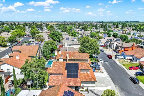 View/Area - 403 Eagle Ln, Vacaville, CA 95687 photo 7 of 11
