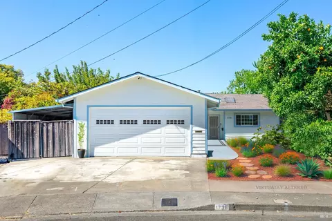 1736 Ensenada Ct, Santa Rosa, CA 95401