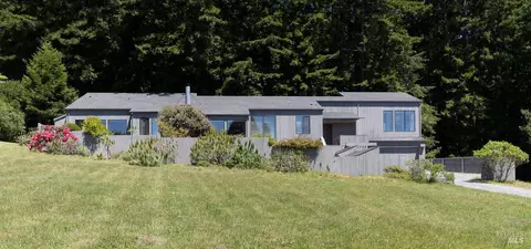 220 Lupine Close, The Sea Ranch, CA 95497