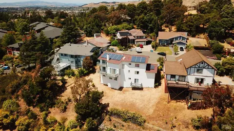 View/Area - 125 Ron Ct, Vallejo, CA 94591 photo 6 of 7