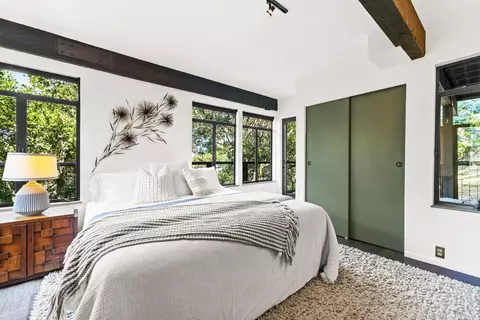 Bedroom - 11 Crest Rd, Belvedere, CA 94920 photo 6 of 6
