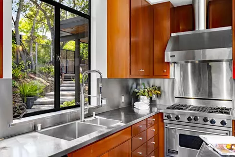 Kitchen - 11 Crest Rd, Belvedere, CA 94920 photo 4 of 6