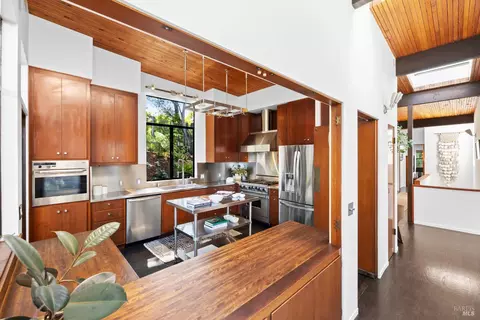 Kitchen - 11 Crest Rd, Belvedere, CA 94920 photo 2 of 6