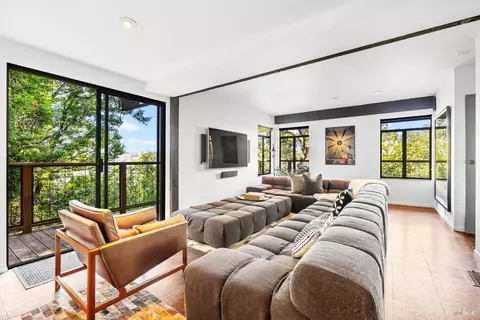 Living - 11 Crest Rd, Belvedere, CA 94920 photo 12 of 13
