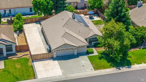 View/Area - 705 Wiegand Way, Dixon, CA 95620 photo 5 of 8