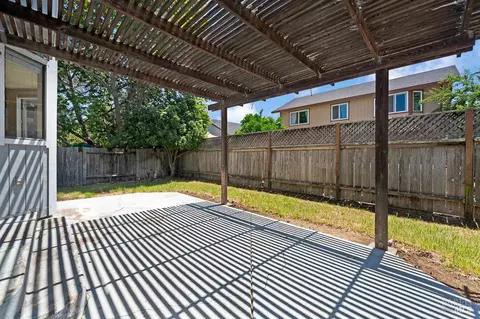 814 Milsom Pl, Windsor, CA 95492 photo 23
