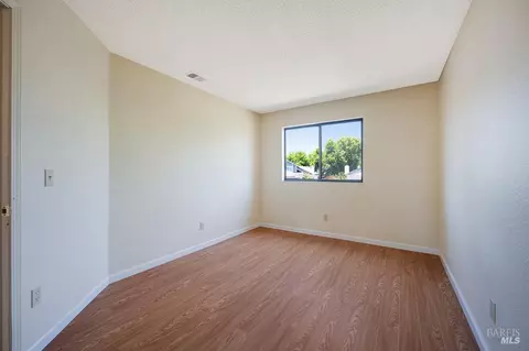 814 Milsom Pl, Windsor, CA 95492 photo 21
