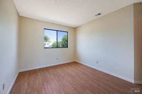 814 Milsom Pl, Windsor, CA 95492 photo 19