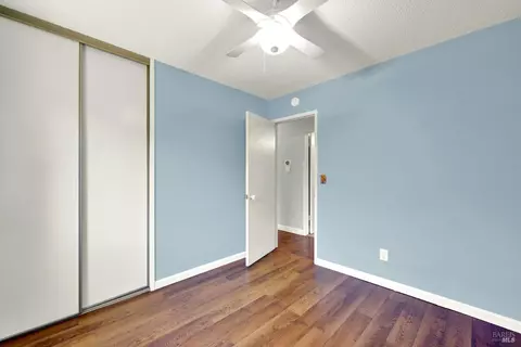 Bedroom - 945 Hickory Ave, Fairfield, CA 94533 photo 5 of 9