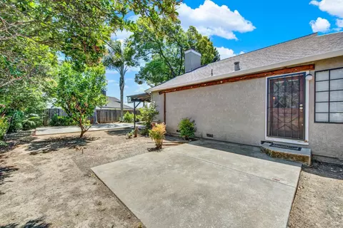 Exterior - 945 Hickory Ave, Fairfield, CA 94533 photo 17 of 25