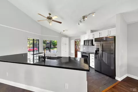 Kitchen - 945 Hickory Ave, Fairfield, CA 94533 photo 1 of 12