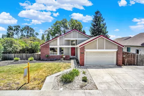 Exterior - 945 Hickory Ave, Fairfield, CA 94533 photo 4 of 25