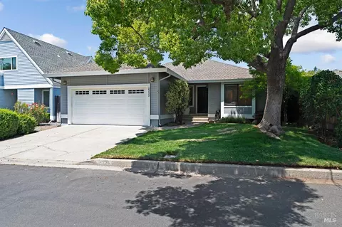 2333 Sierra Creek Cir, Santa Rosa, CA 95405
