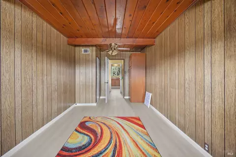 Entry Way - 1037 Sheridan St, Vallejo, CA 94590 photo 4 of 4