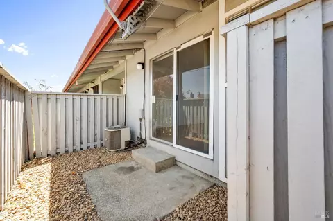 66 Villa Cir, Fairfield, CA 94533 photo 31