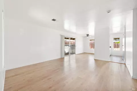 66 Villa Cir, Fairfield, CA 94533 photo 6