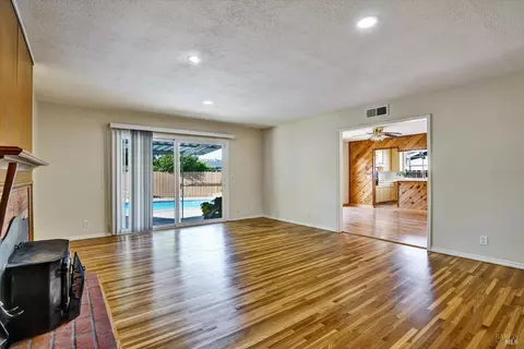 Living - 8567 Davona Dr, Dublin, CA 94568 photo 2 of 8