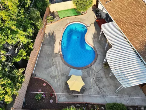 Exterior - 8567 Davona Dr, Dublin, CA 94568 photo 11 of 12