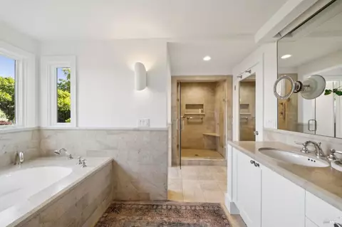 Bath - 36 Prospect Ave, Sausalito, CA 94965 photo 3 of 5