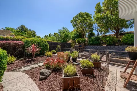 531 Locust Dr, Vallejo, CA 94591 photo 37
