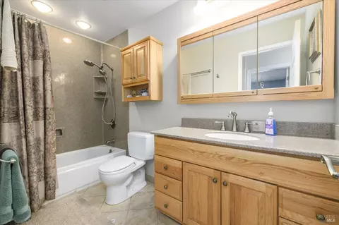 531 Locust Dr, Vallejo, CA 94591 photo 27