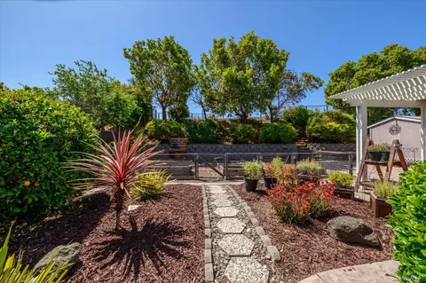 531 Locust Dr, Vallejo, CA 94591 photo 38