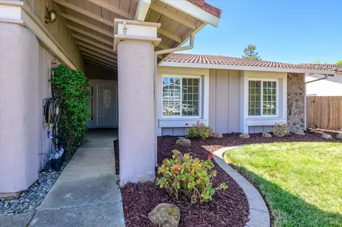 531 Locust Dr, Vallejo, CA 94591 photo 4