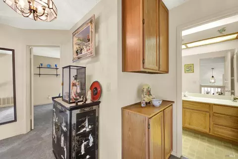 Entry Way - 2340 Canton Ct, Fairfield, CA 94534 photo 7 of 7