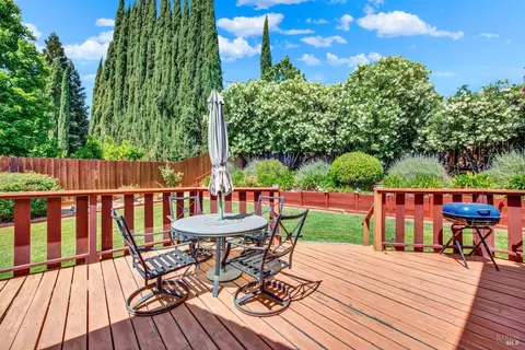 Exterior - 2340 Canton Ct, Fairfield, CA 94534 photo 15 of 33