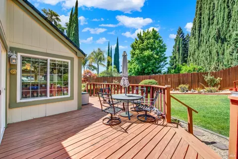 Exterior - 2340 Canton Ct, Fairfield, CA 94534 photo 17 of 33