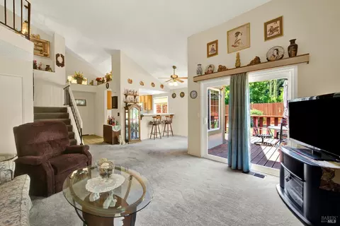 Living - 2340 Canton Ct, Fairfield, CA 94534 photo 2 of 4