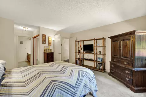 Bedroom - 2340 Canton Ct, Fairfield, CA 94534 photo 3 of 10