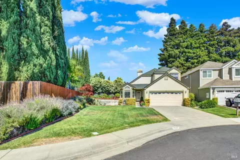 Exterior - 2340 Canton Ct, Fairfield, CA 94534 photo 5 of 33