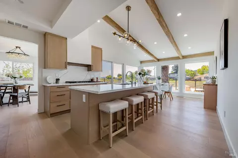 26 Channel Dr, Corte Madera, CA 94925