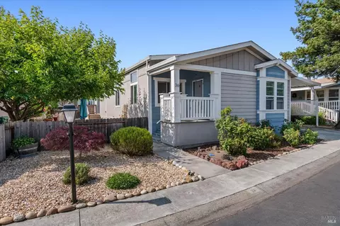 36 N Napa Dr, Petaluma, CA 94954