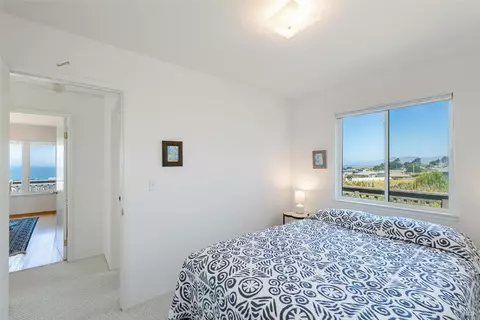 Bedroom - 359 Terra Verde, Bodega Bay, CA 94923 photo 1 of 4