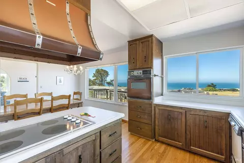 Kitchen - 359 Terra Verde, Bodega Bay, CA 94923 photo 3 of 5