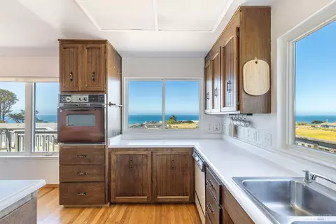 Kitchen - 359 Terra Verde, Bodega Bay, CA 94923 photo 2 of 5