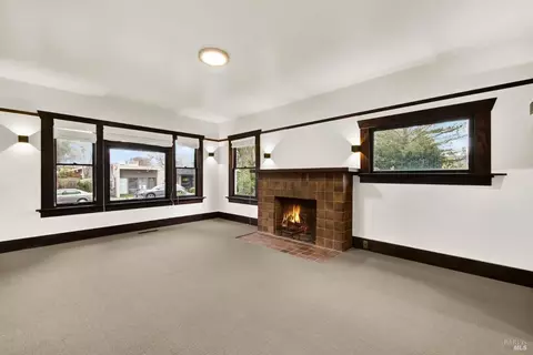 Living - 1763 2nd St, Napa, CA 94559 photo 3 of 9