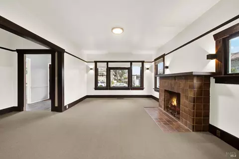 Living - 1763 2nd St, Napa, CA 94559 photo 4 of 9